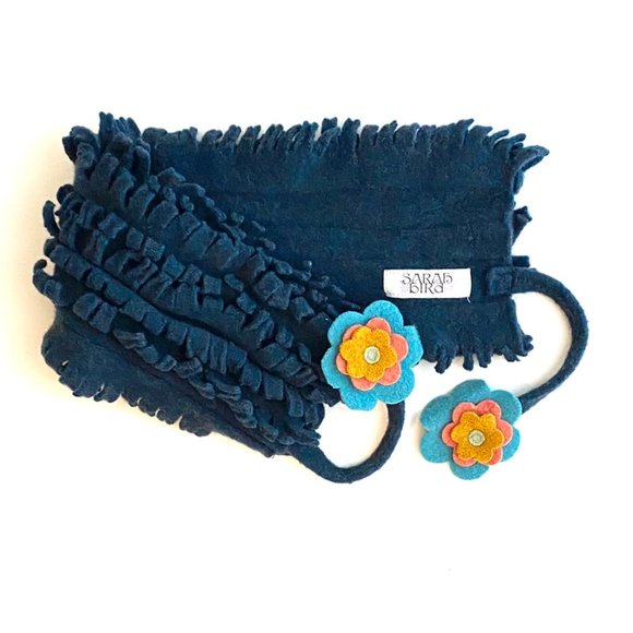 Sarah Bird Handmade Felt Scarf Made in Austin, Texas - Picture 4 of 4